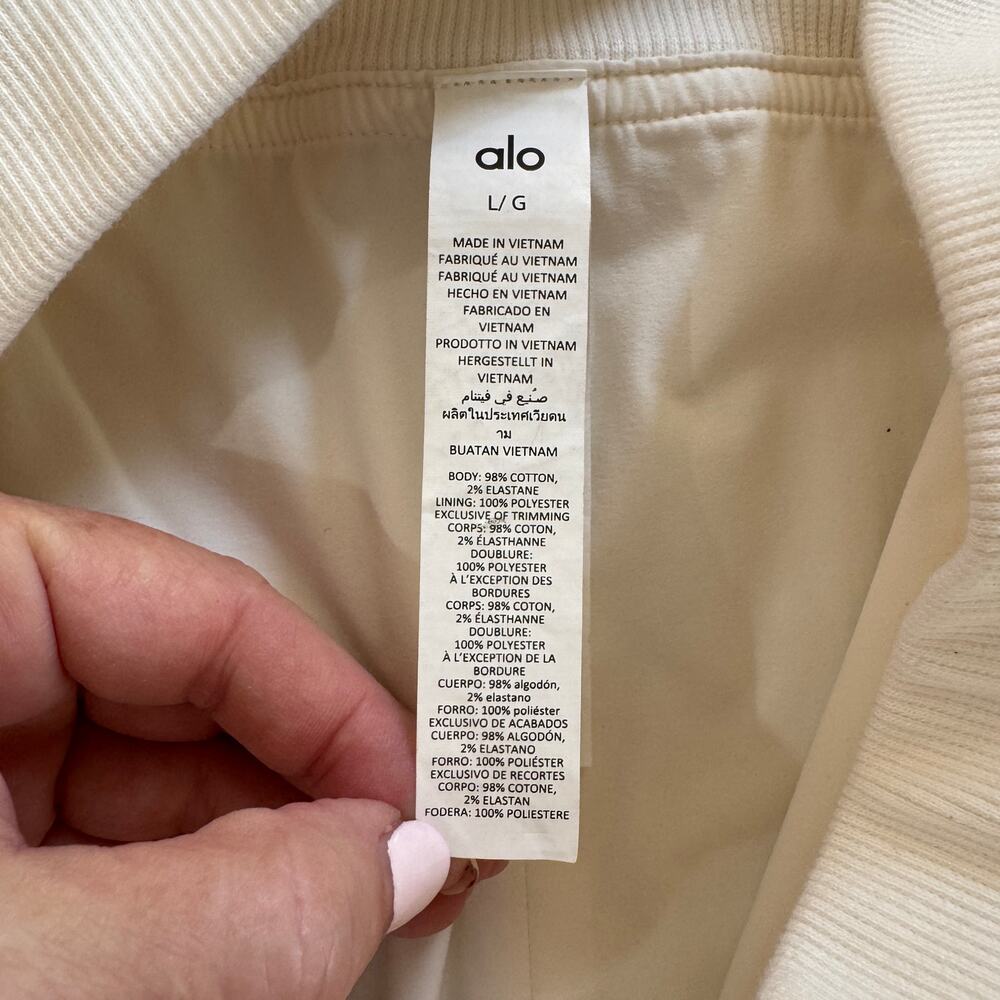 Alo Yoga Night Out Cargo Skirt Zip Front Ivory Size Large EUC W6403R - Picture 8 of 13